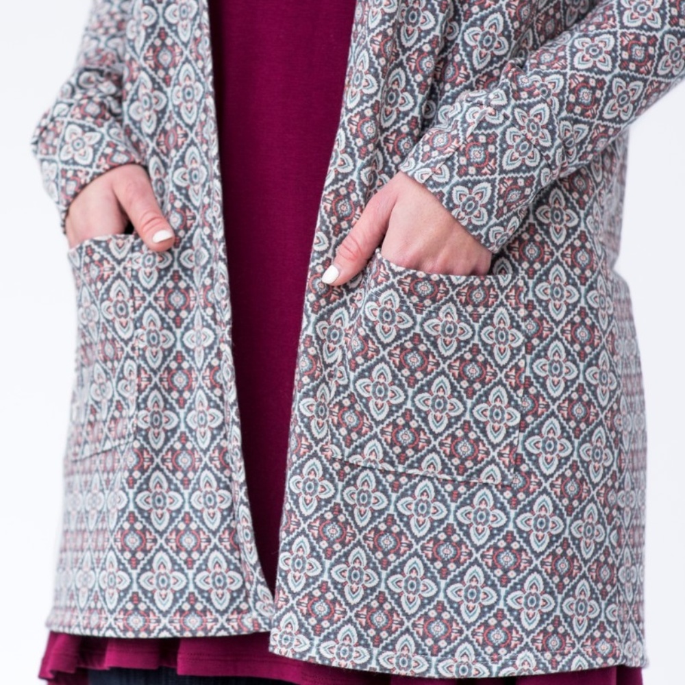 Agnes & Dora Essential Cardigan